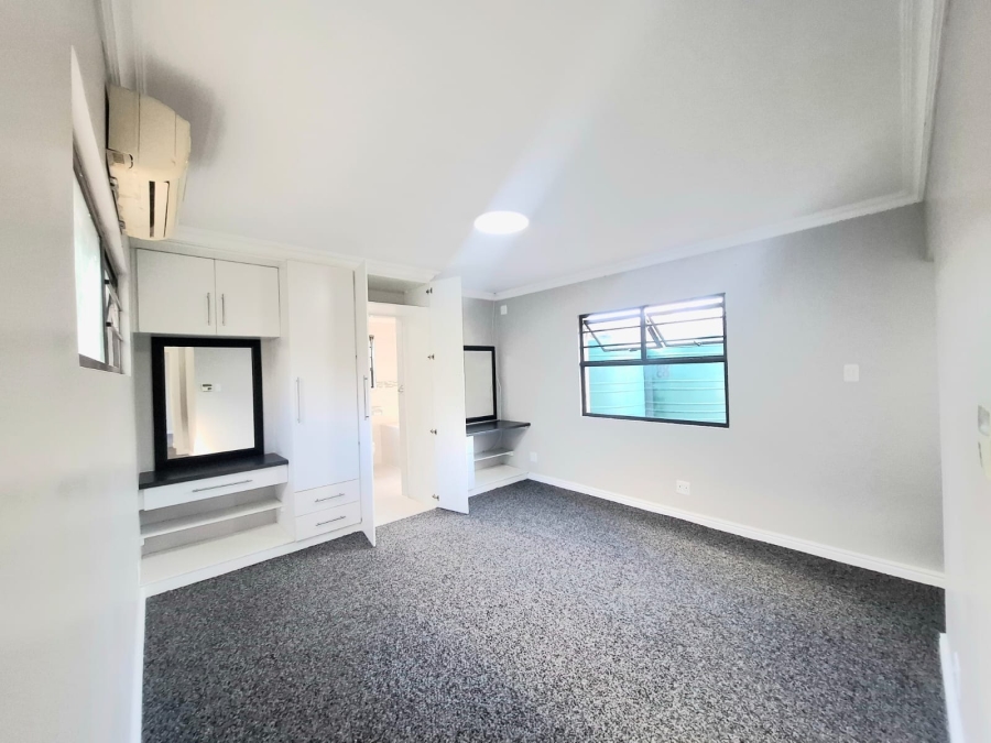 6 Bedroom Property for Sale in Dorchester Heights Eastern Cape